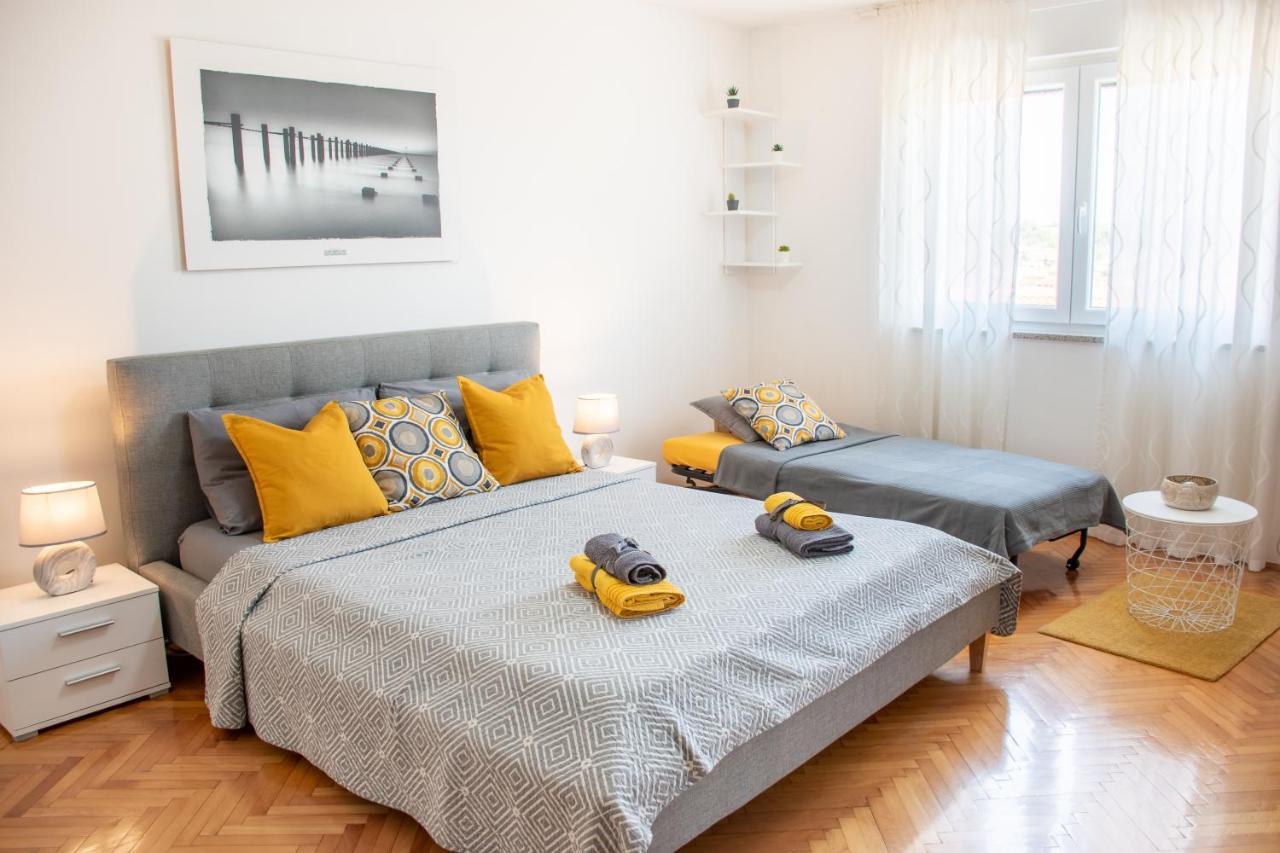Apartment Dorrea プーラ エクステリア 写真