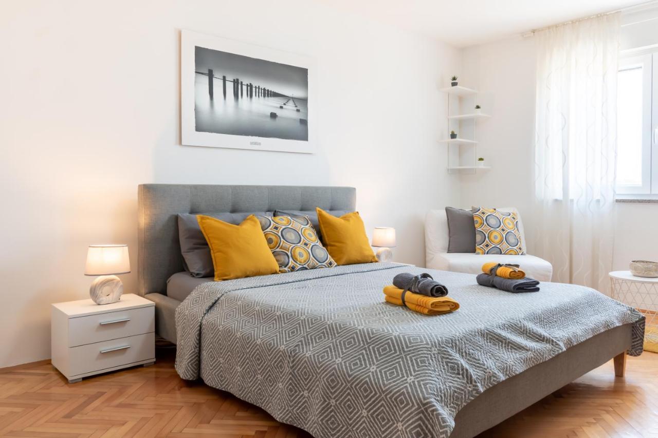 Apartment Dorrea プーラ エクステリア 写真